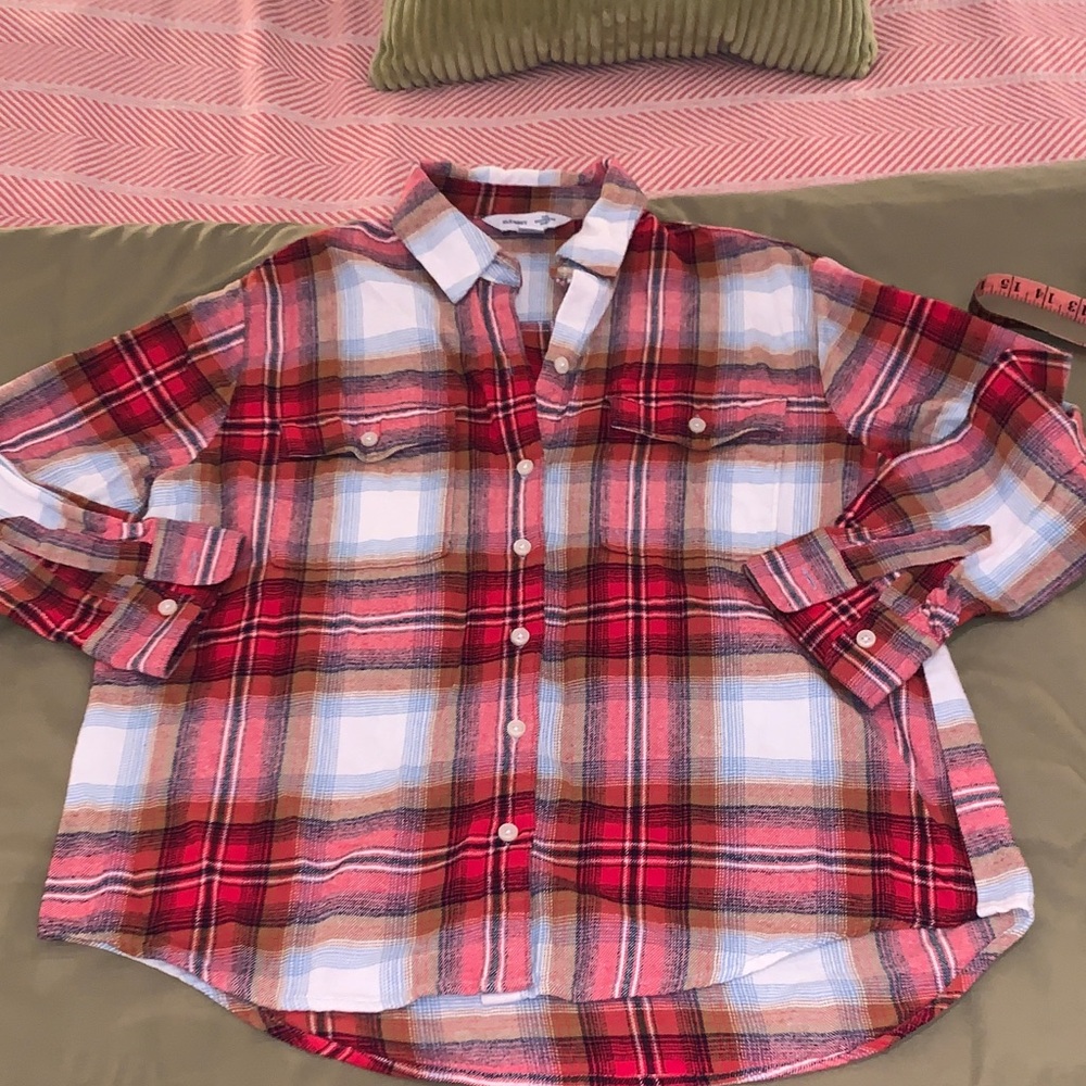 Old Navy Women's Red and White Plaid Button-Down Shirt